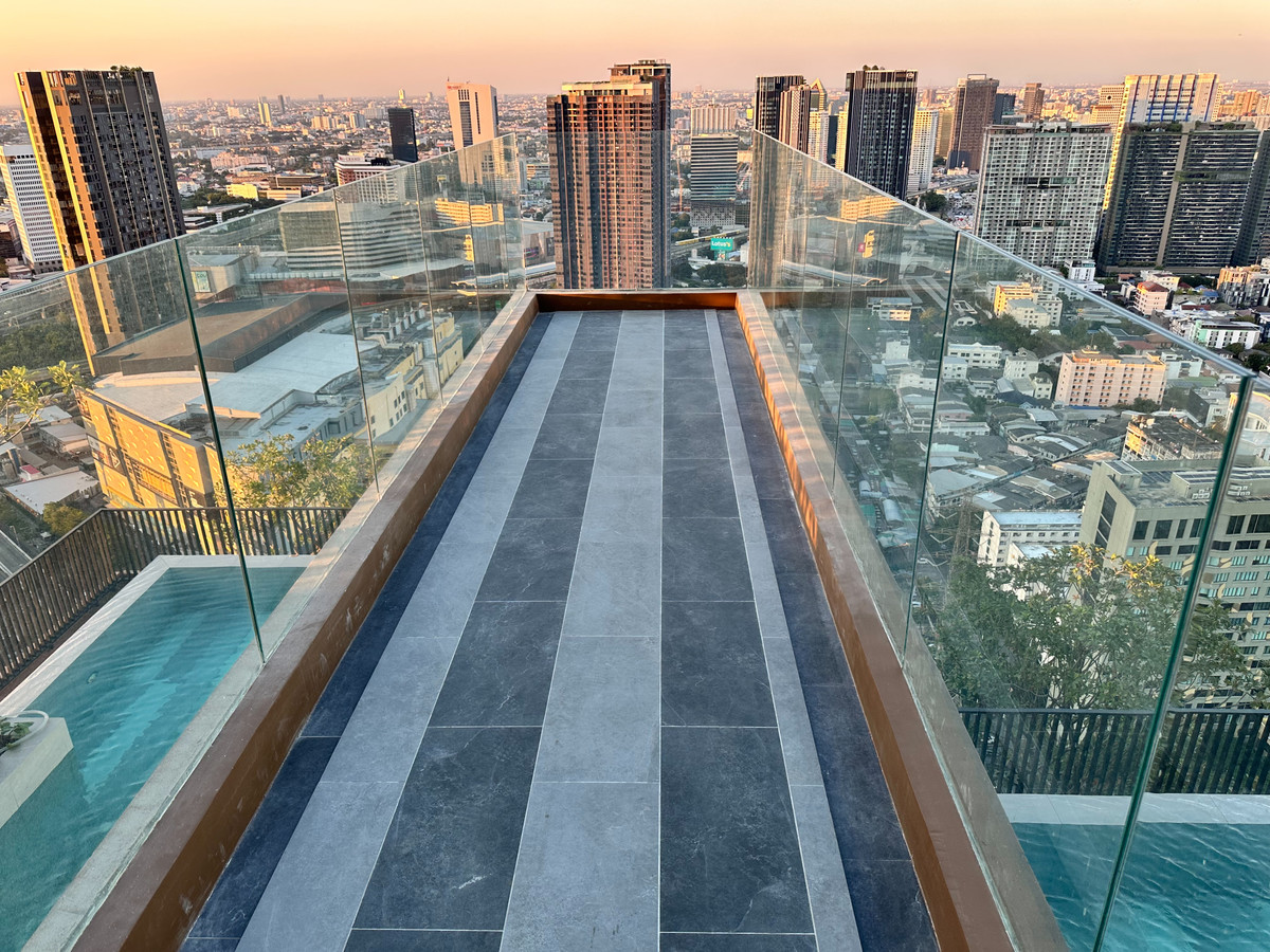 ให้เช่าคอนโดลาดพร้าว เซ็นทรัลลาดพร้าว : 🔥ให้เช่าด่วน🔥Metris District Ladprao ห้องใหม่มือ1 เลี้ยงสัตว์ได้ เฟอร์นิเจอร์ - เครื่องใช้ไฟฟ้าใหม่หมด เดินทางสะดวกใกล้ 5 แยกลาดพร้าว และห้างสรรพสินค้าต่างๆ ราคานี้ไม่มีอีกแล้ว ❗