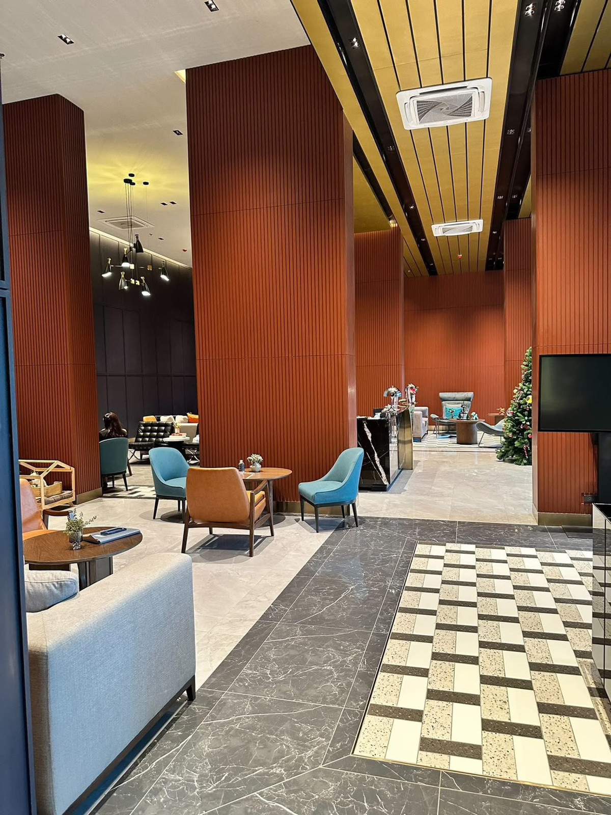 ให้เช่าคอนโดลาดพร้าว เซ็นทรัลลาดพร้าว : 🔥ให้เช่าด่วน🔥Metris District Ladprao ห้องใหม่มือ1 เลี้ยงสัตว์ได้ เฟอร์นิเจอร์ - เครื่องใช้ไฟฟ้าใหม่หมด เดินทางสะดวกใกล้ 5 แยกลาดพร้าว และห้างสรรพสินค้าต่างๆ ราคานี้ไม่มีอีกแล้ว ❗