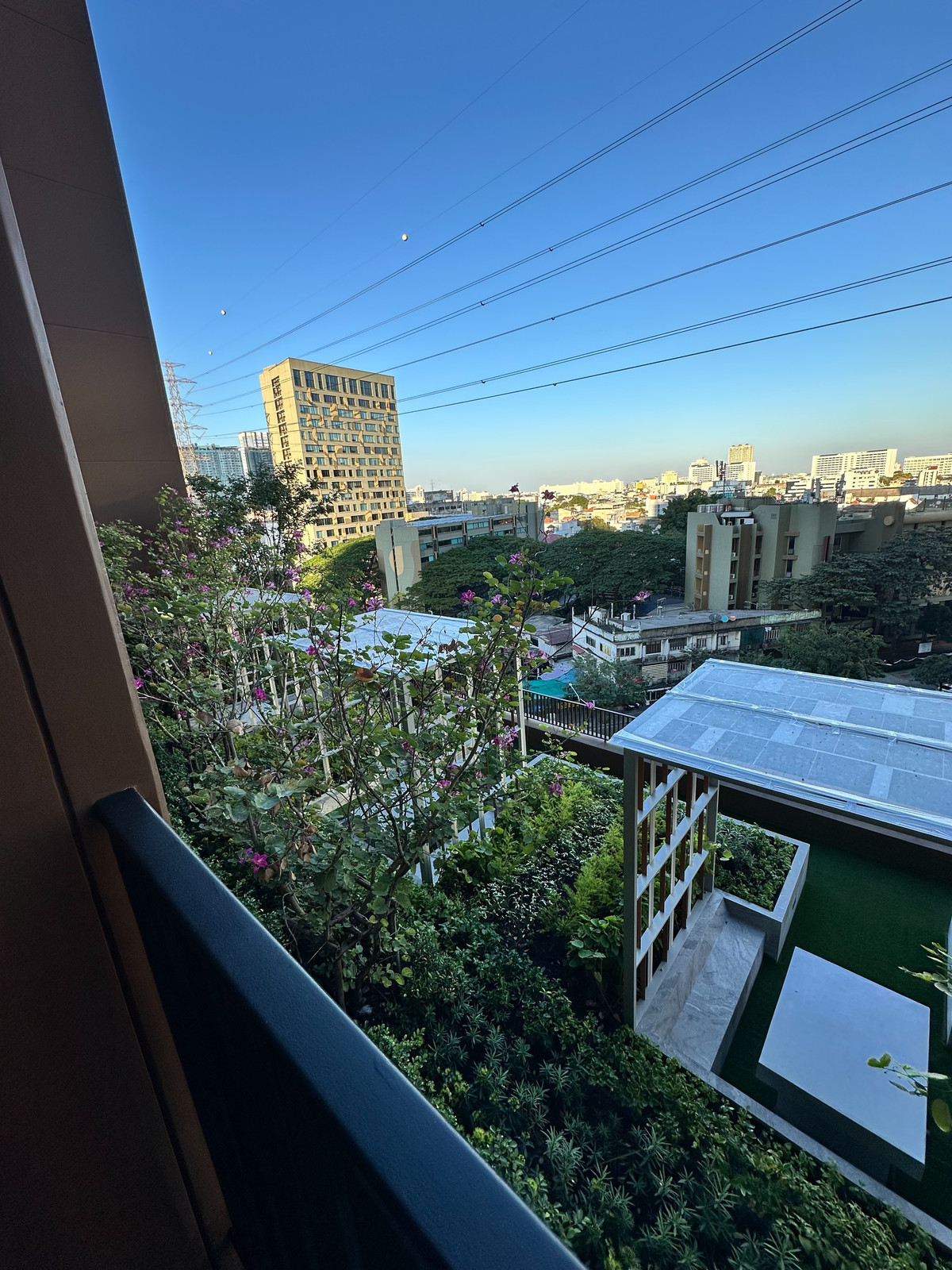 ให้เช่าคอนโดลาดพร้าว เซ็นทรัลลาดพร้าว : 🔥ให้เช่าด่วน🔥Metris District Ladprao ห้องใหม่มือ1 เลี้ยงสัตว์ได้ เฟอร์นิเจอร์ - เครื่องใช้ไฟฟ้าใหม่หมด เดินทางสะดวกใกล้ 5 แยกลาดพร้าว และห้างสรรพสินค้าต่างๆ ราคานี้ไม่มีอีกแล้ว ❗