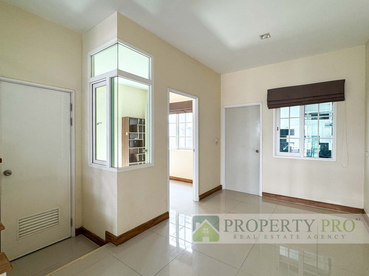 ให้เช่าทาวน์โฮมเกษตร นวมินทร์ ลาดปลาเค้า : ให้เช่า Golden Town 3 ลาดพร้าว เกษตรนวมินทร์ ทาวน์โฮม 2 ชั้น ขนาด 17 ตรว 150 ตรม 3 นอน 2 น้ำ หลังริม ใกล้นวมินทร์ นวลจันทร์ โพธิ์แก้ว กาญจนาภิเษก ทางด่วน : KT26R-002