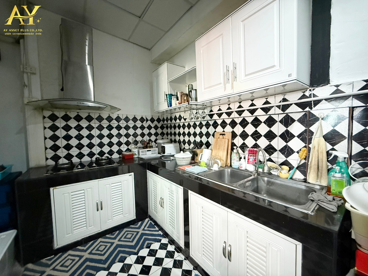 ขายทาวน์โฮมโชคชัย4 ลาดพร้าว71 : ขายด่วน!! ทาวน์โฮม 3ชั้น 34.7ตรว โครงการ Cozy ลาดพร้าว71 (ซอยสตรีวิทยา2 ซอย10) เพียง6.4MB!!✅     ทาวน์โฮมสไตล์ cozy&loft บ้านหลังมุม (หลังสุดท้าย) 