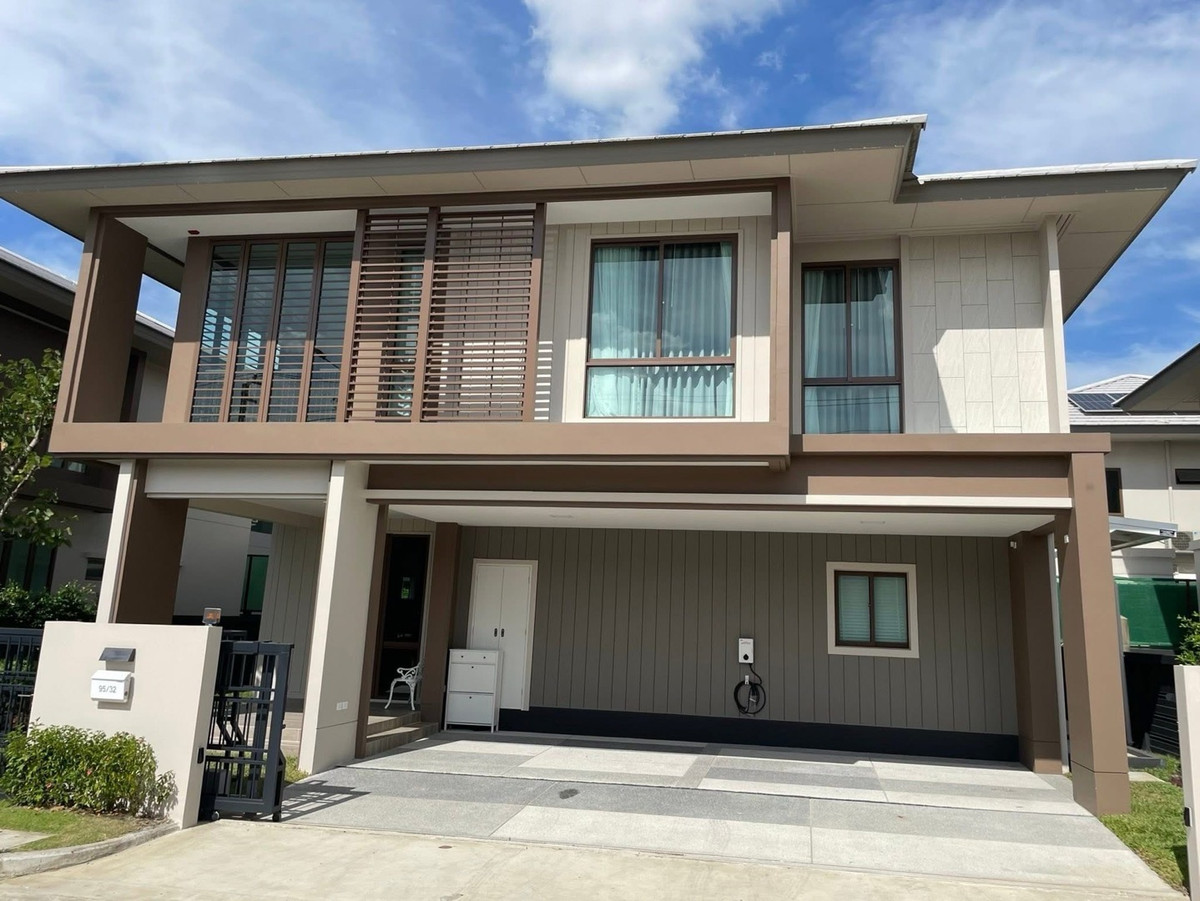 For RentHousePattanakan, Srinakarin : 🏡 Luxurious detached house for rent Burasiri Krungthep Kreetha next to Brighton College | near Wellington College International Bangkok