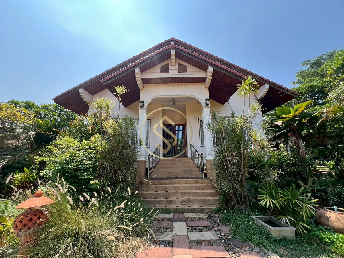 For SaleHouseChai Nat : Urgent sale, Baan Suan Som O, a fertile vacation home in Sankhaburi District. Chainat Province 4 rai 1 ngan, no flooding.