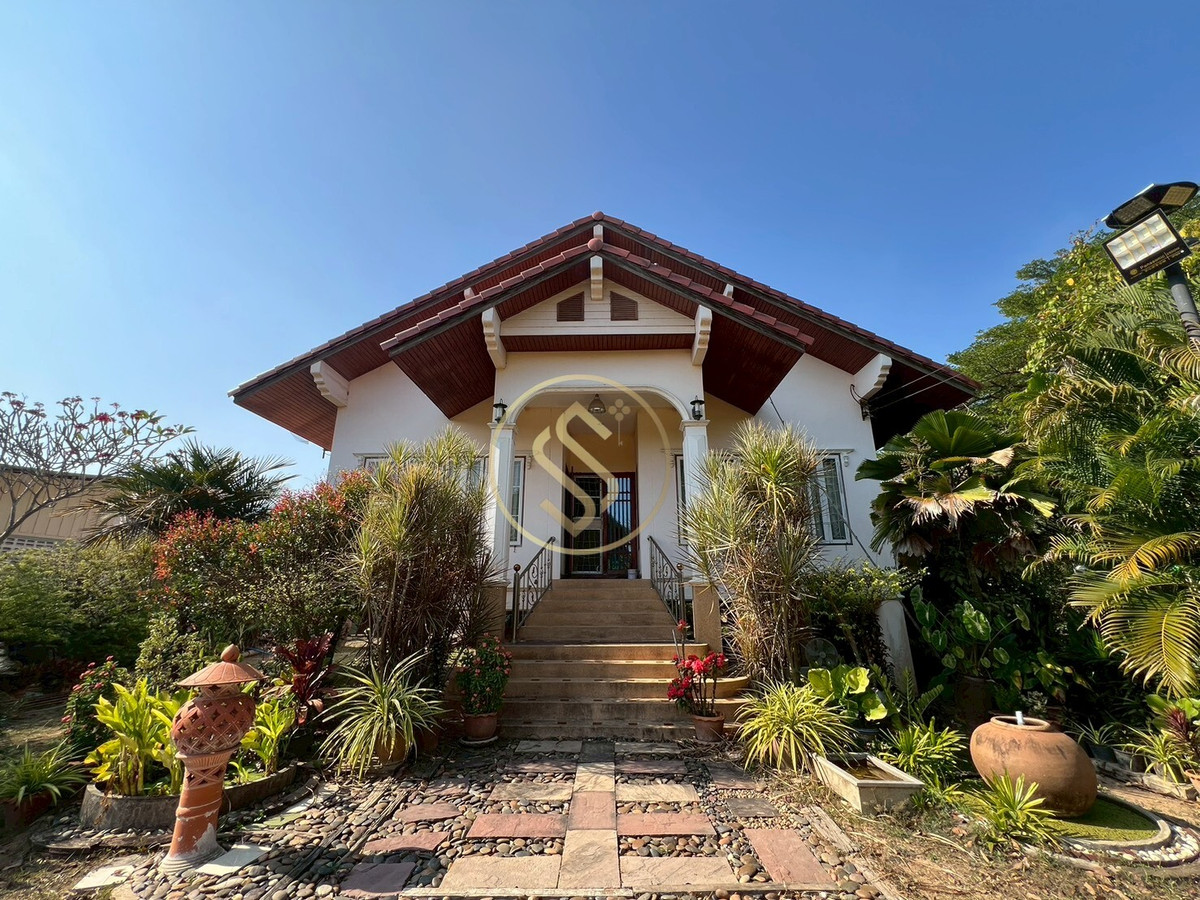 For SaleHouseChai Nat : Urgent sale, Baan Suan Som O, a fertile vacation home in Sankhaburi District. Chainat Province 4 rai 1 ngan, no flooding.