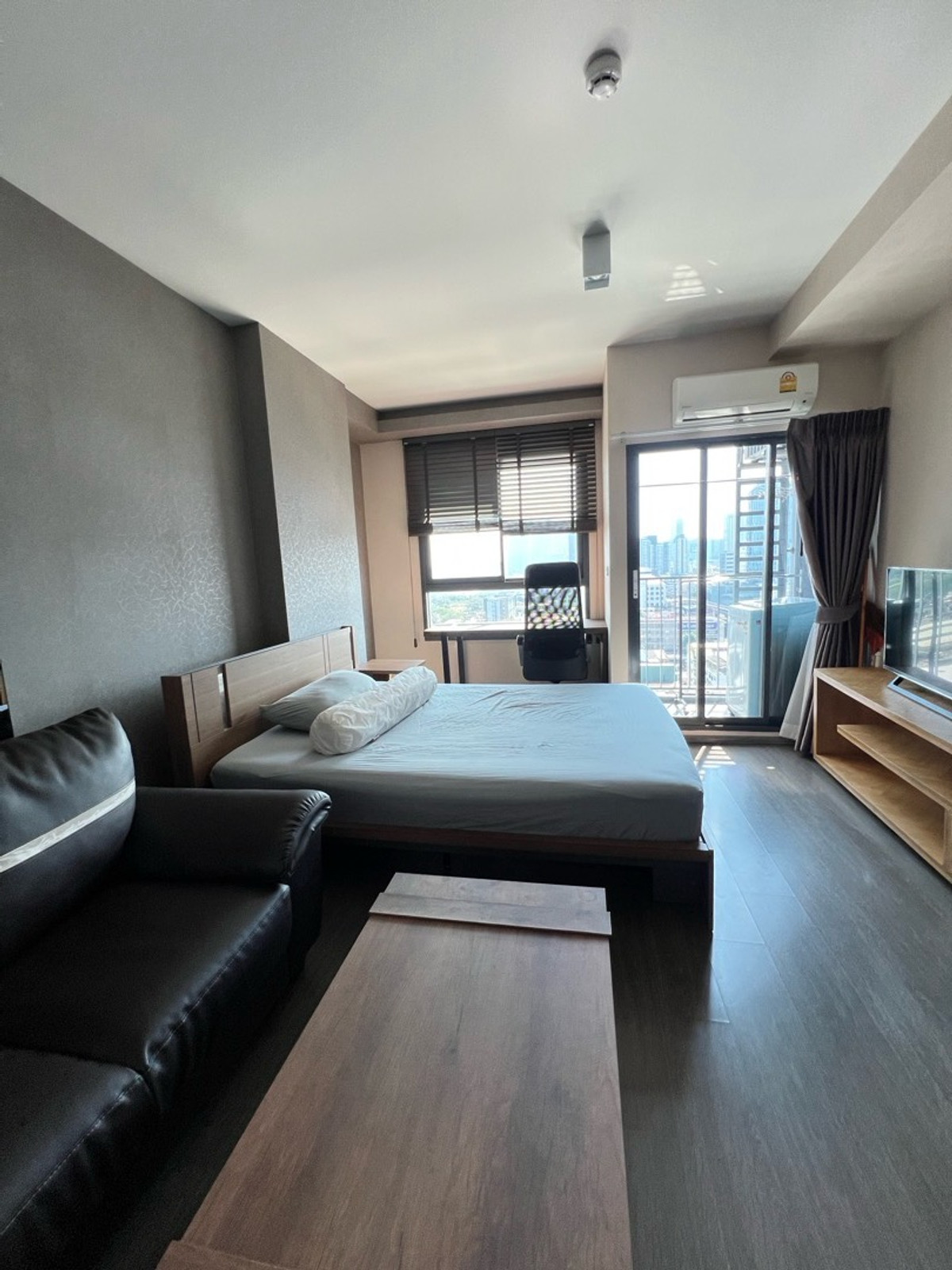 For RentCondoOnnut, Udomsuk : Ideo Sukhumvit 93, next to BTS Bang Chak, 14,000 baht Tel 095 878 5645