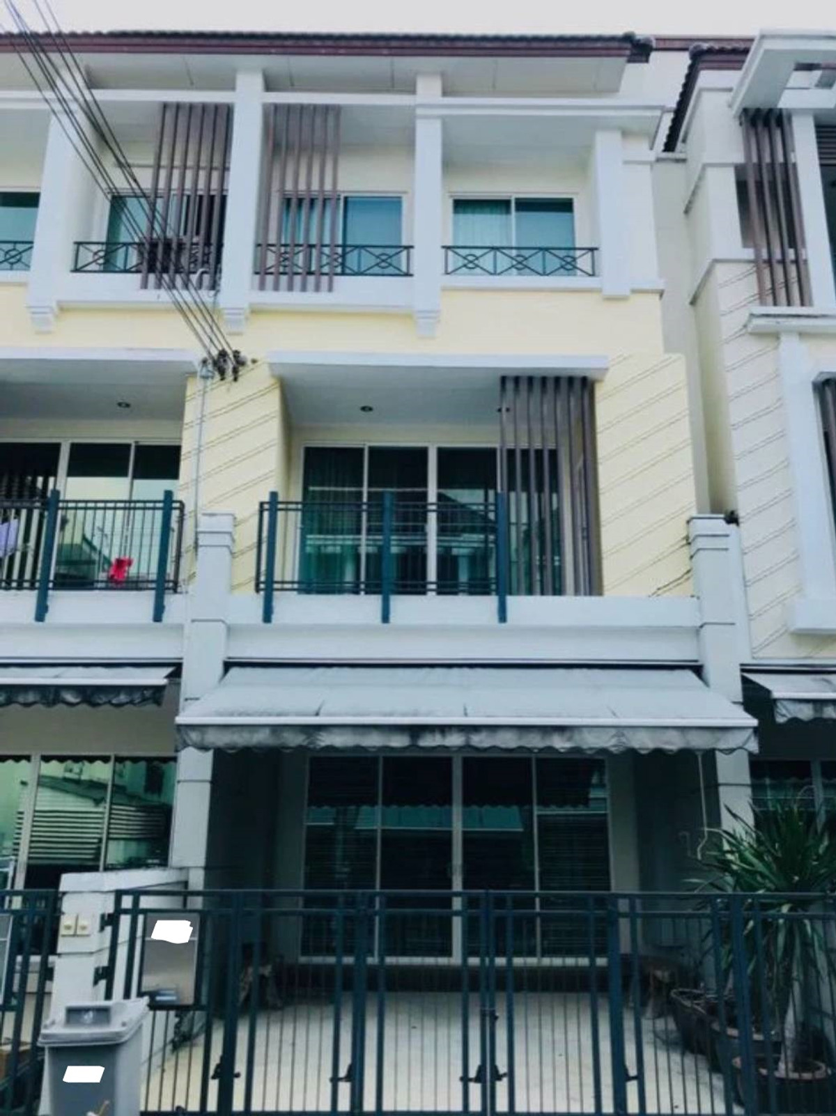 For RentTownhomeKaset Nawamin,Ladplakao : Baan Klang Muang Urbanion Kaset-Nawamin 2