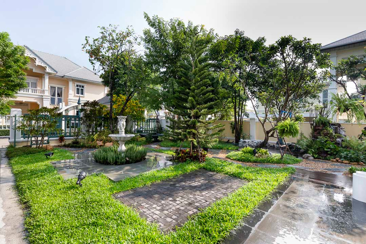 ขายบ้านเกษตร นวมินทร์ ลาดปลาเค้า : The Royal Residence | คฤหาสน์หรู 196 ตร.ว. บนถนนเกษตร–นวมินทร์