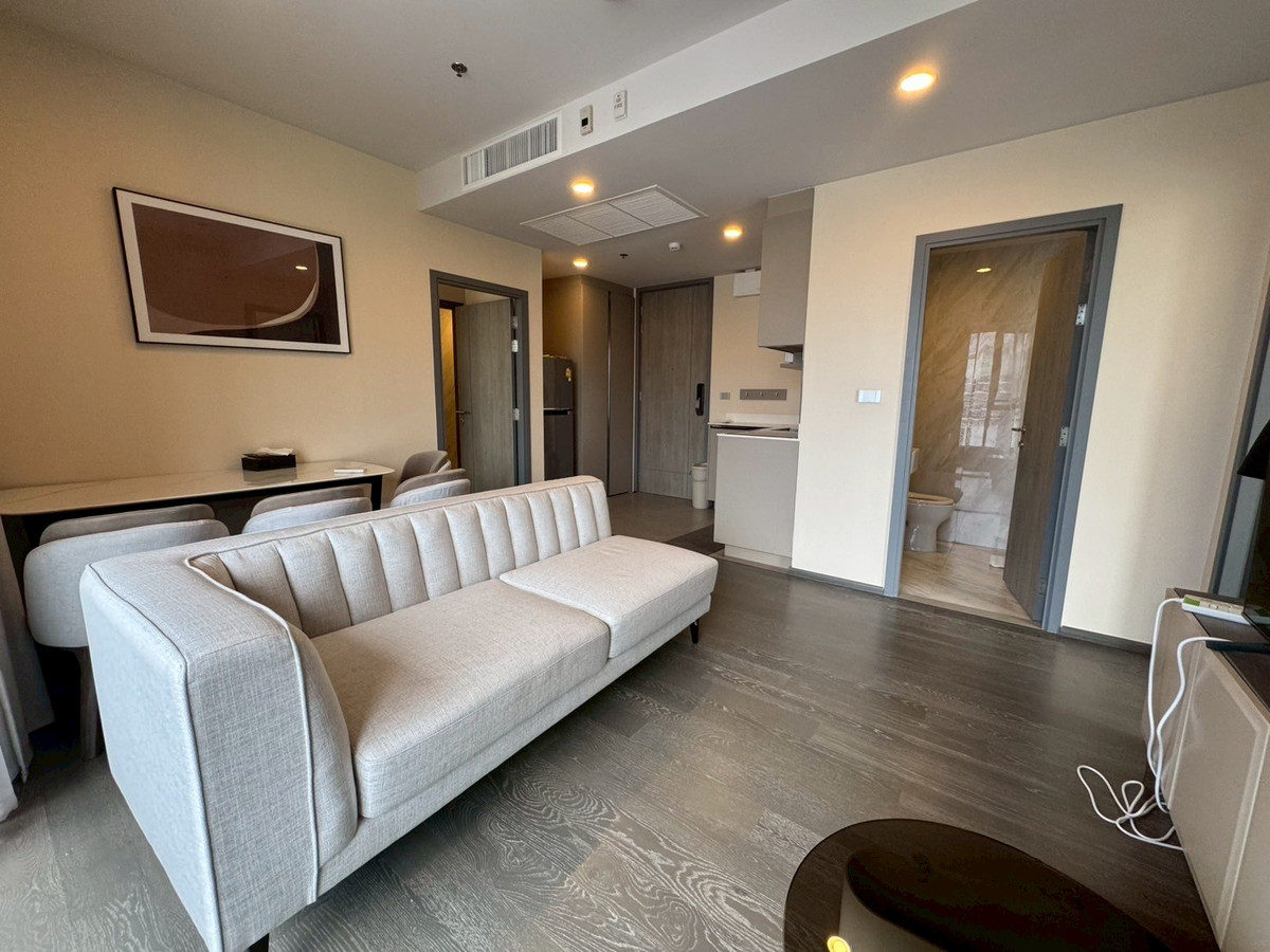 For RentCondoKhlongtoei, Kluaynamthai : 💎 Coco Parc Rama 4 – luxury condo next to MRT Khlong Toei 0 meters.