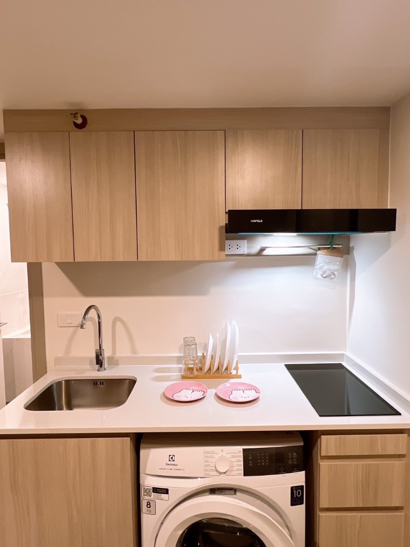 ขายคอนโดสมุทรปราการ สำโรง : 🔥ขายด่วน🔥ออริจิ้น ปลั๊ก แอนด์ เพลย์ ศรีนครินทร์ ใกล้รถไฟฟ้าสายสีเหลือง เฟอร์นิเจอร์ครบ พร้อมเข้าอยู่