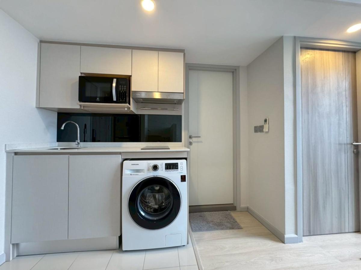 ขายคอนโดสาทร นราธิวาส : 🔥ขายด่วน🔥ไนท์บริดจ์ ไพร์ม สาทร ใกล้สถานีรถไฟฟ้า BTS ช่องนนทรี เฟอร์นิเจอร์ครบ พร้อมเข้าอยู่