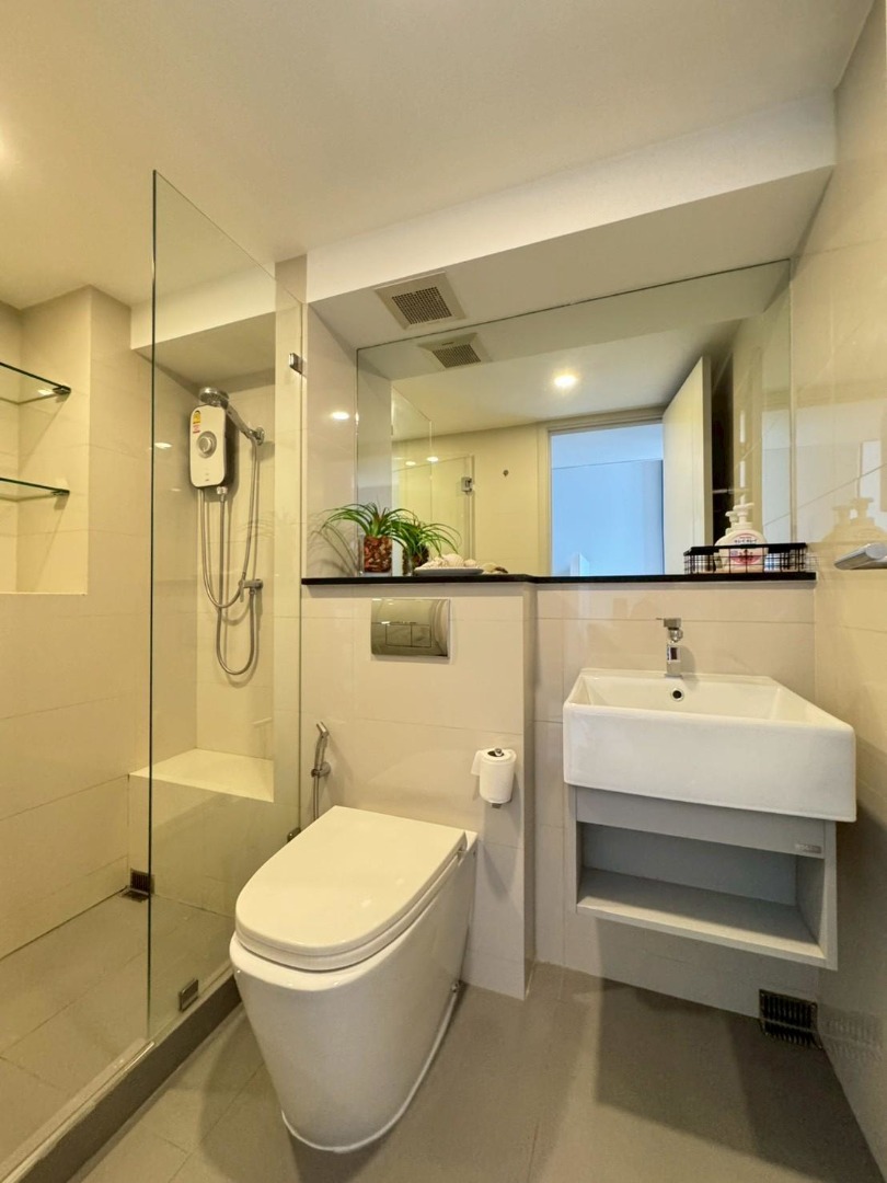 ขายคอนโดสาทร นราธิวาส : 🔥ขายด่วน🔥ไนท์บริดจ์ ไพร์ม สาทร ใกล้สถานีรถไฟฟ้า BTS ช่องนนทรี เฟอร์นิเจอร์ครบ พร้อมเข้าอยู่