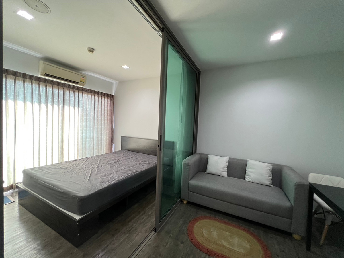 For RentCondoChaengwatana, Muangthong : Condo for rent, B Campus Prachachuen, Phong Phet Intersection, 4th floor, fully furnished, wide balcony.