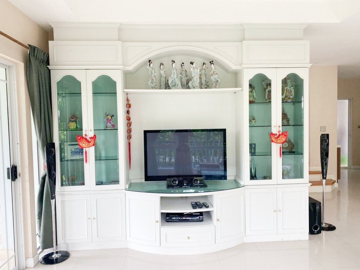 ให้เช่าบ้านบางแค เพชรเกษม : Move-in Ready Corner House with Garden for Rent | Nantawan Sathorn–Ratchaphruek  3 bed 3 bath