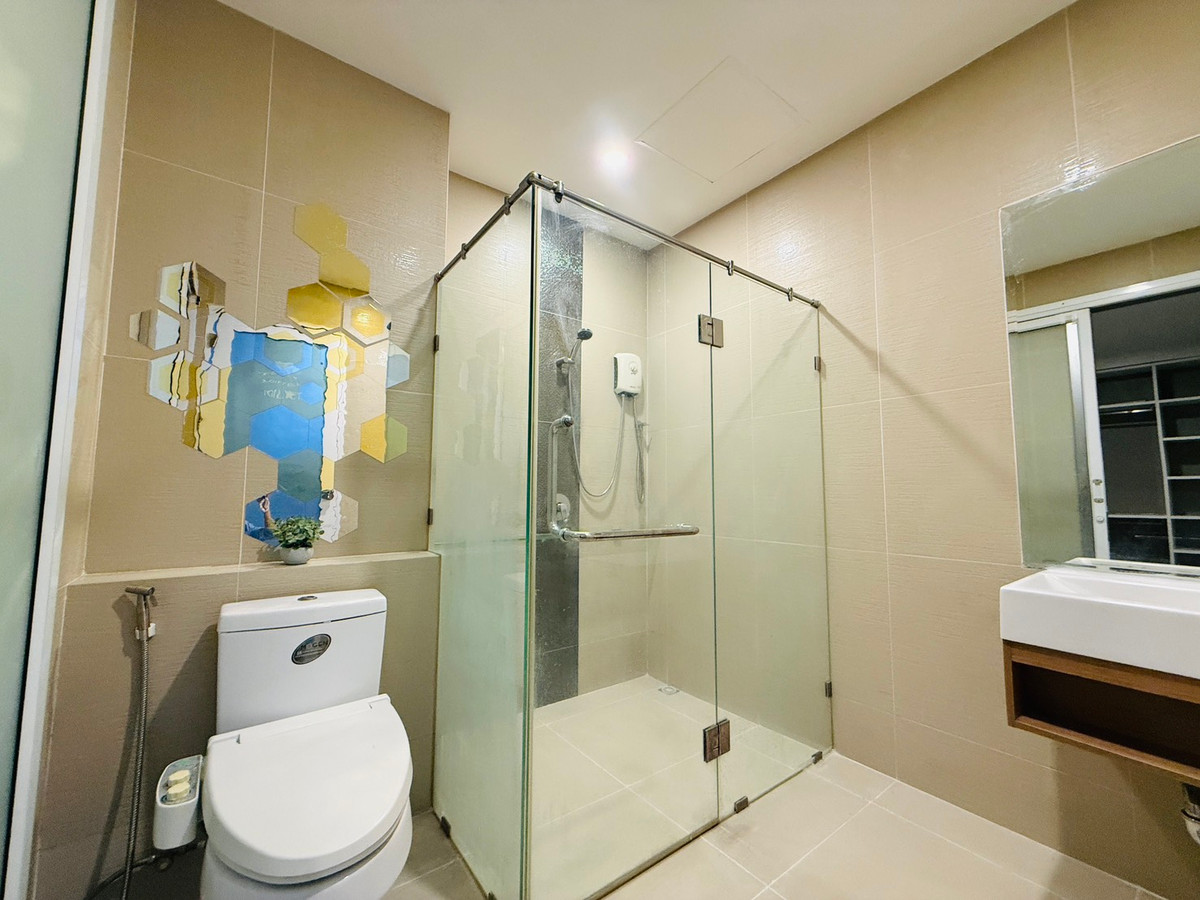 ให้เช่าคอนโดลาดพร้าว101 แฮปปี้แลนด์ :  ให้เช่า Happy condo ลาดพร้าว 101ขนาด 90.40 ตรม. ชั้น 7  ตึก South  วิวเมือง  MRT ลาดพร้าว 101