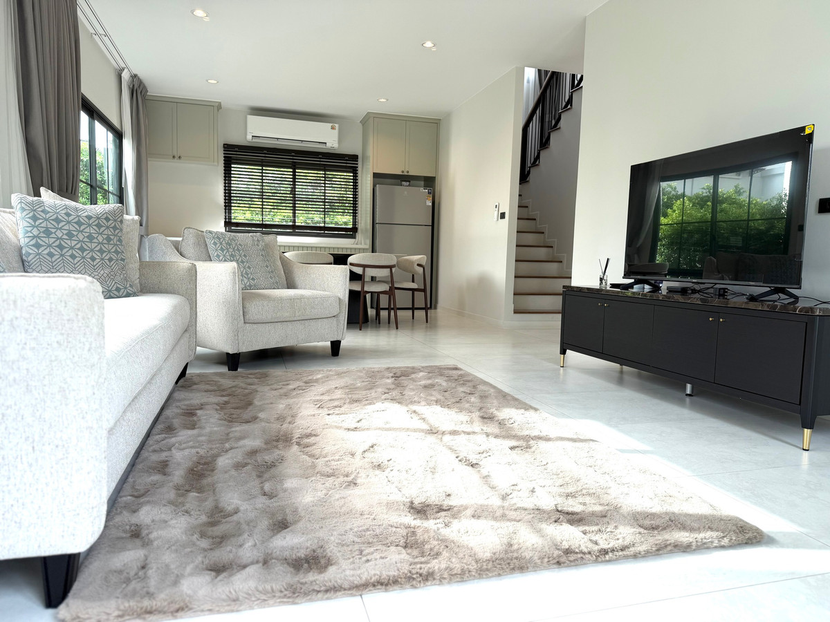 บ้านบางนา แบริ่ง ลาซาล : Setthasiri Bangna KM.10 บ้านเดี่ยว 2 ชั้น พร้อมอยู่ ทำเลบางนา ใกล้คลับเฮ้าส์ เป็นส่วนตัวสูง Please call: 062-496-6454