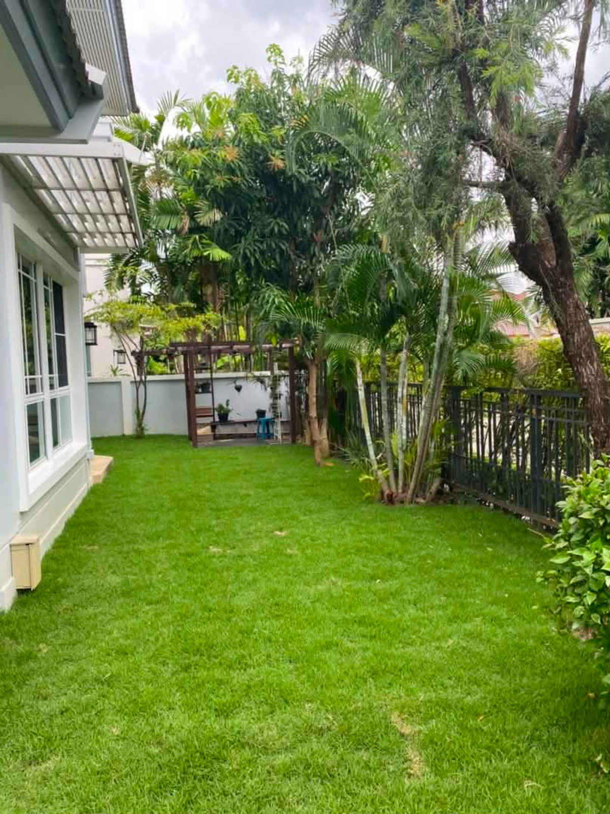 ให้เช่าบ้านบางแค เพชรเกษม : Move-in Ready Corner House with Garden for Rent | Nantawan Sathorn–Ratchaphruek  3 bed 3 bath