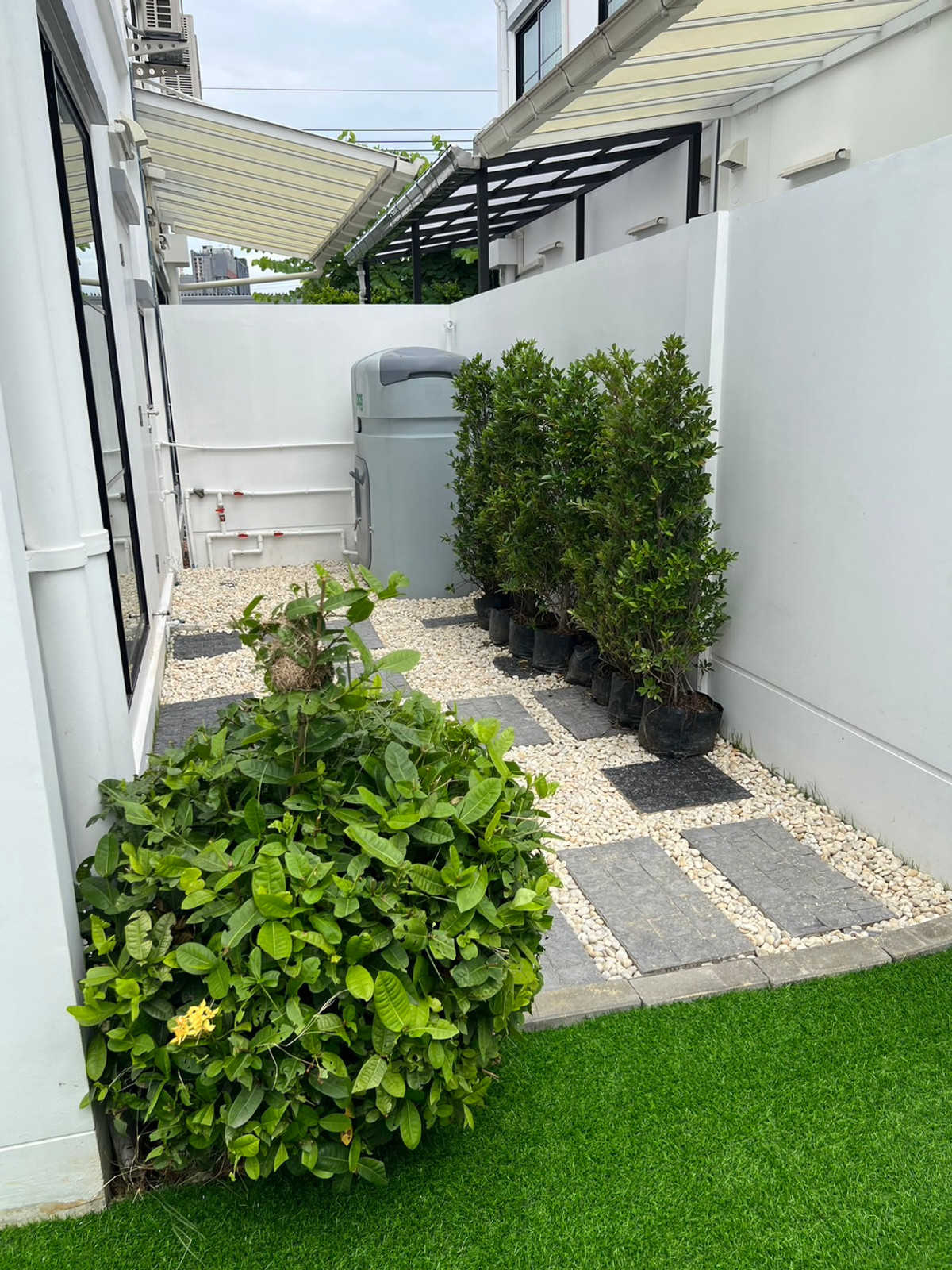 ขายทาวน์โฮมบางนา แบริ่ง ลาซาล : ทาวน์โฮมวินเทจหลังมุมสไตล์ยุโรป อินดี้ 5 บางนา กม.7 ตกแต่งพร้อมเข้าอยู่ 