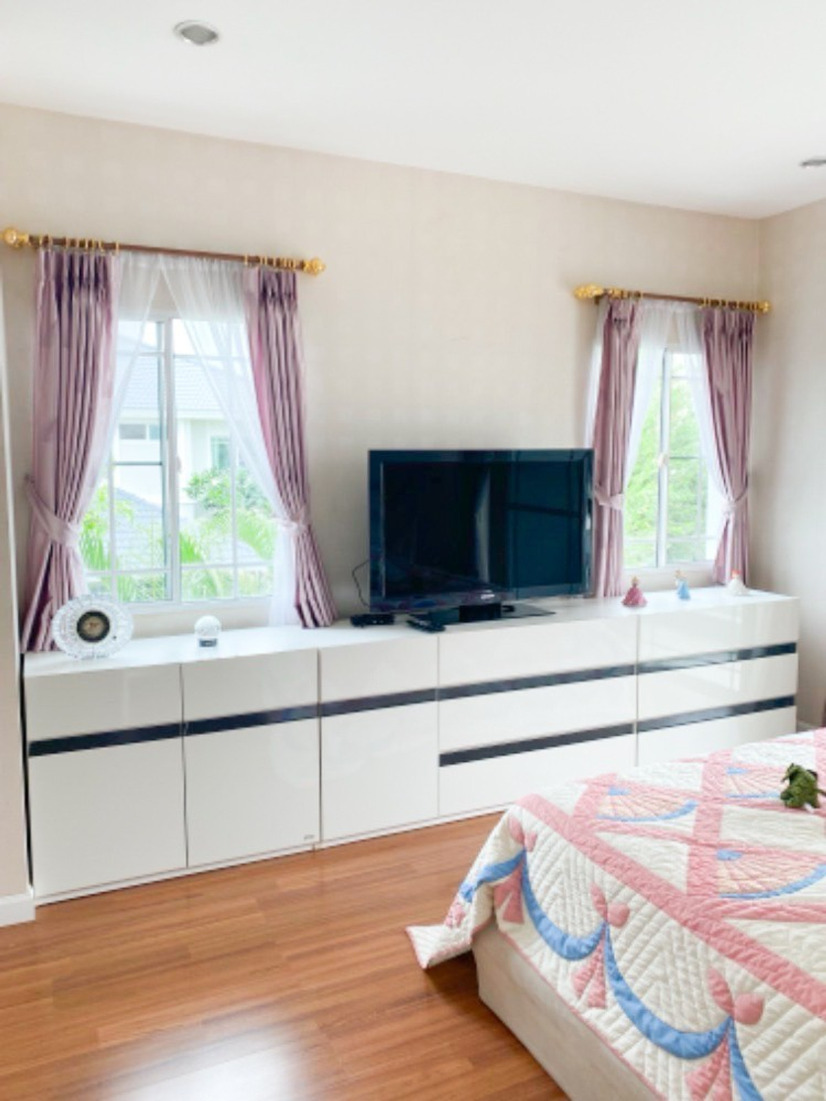 ให้เช่าบ้านบางแค เพชรเกษม : Move-in Ready Corner House with Garden for Rent | Nantawan Sathorn–Ratchaphruek  3 bed 3 bath