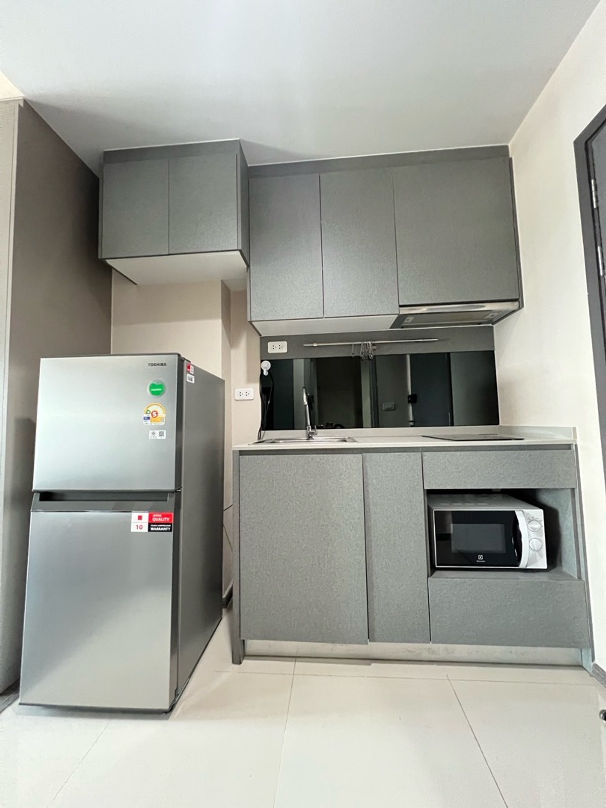 For RentCondoOnnut, Udomsuk : Ideo Sukhumvit 93, next to BTS Bang Chak, 14,000 baht Tel 095 878 5645