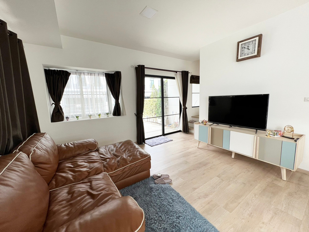 ขายทาวน์โฮมบางนา แบริ่ง ลาซาล : ทาวน์โฮมวินเทจหลังมุมสไตล์ยุโรป อินดี้ 5 บางนา กม.7 ตกแต่งพร้อมเข้าอยู่ 