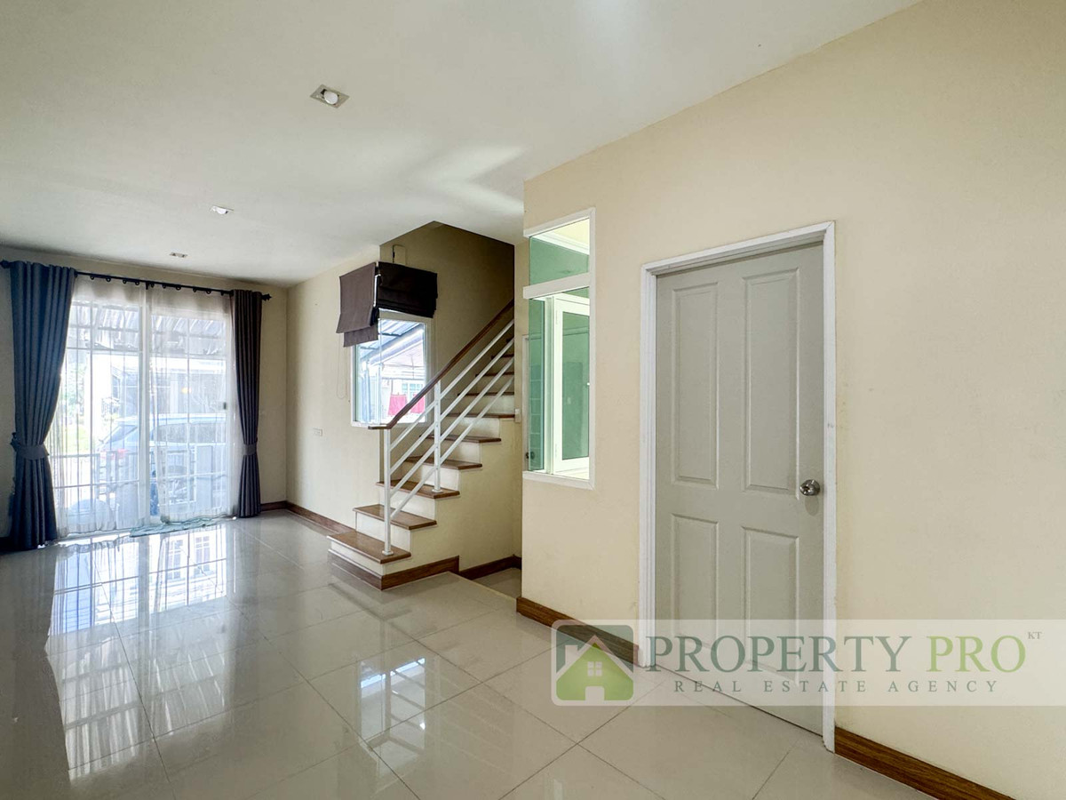 ให้เช่าทาวน์โฮมเกษตร นวมินทร์ ลาดปลาเค้า : ให้เช่า Golden Town 3 ลาดพร้าว เกษตรนวมินทร์ ทาวน์โฮม 2 ชั้น ขนาด 17 ตรว 150 ตรม 3 นอน 2 น้ำ หลังริม ใกล้นวมินทร์ นวลจันทร์ โพธิ์แก้ว กาญจนาภิเษก ทางด่วน : KT26R-002