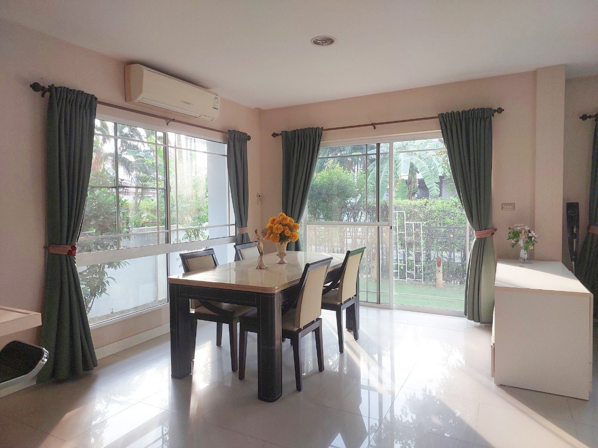 ให้เช่าบ้านบางแค เพชรเกษม : Move-in Ready Corner House with Garden for Rent | Nantawan Sathorn–Ratchaphruek  3 bed 3 bath