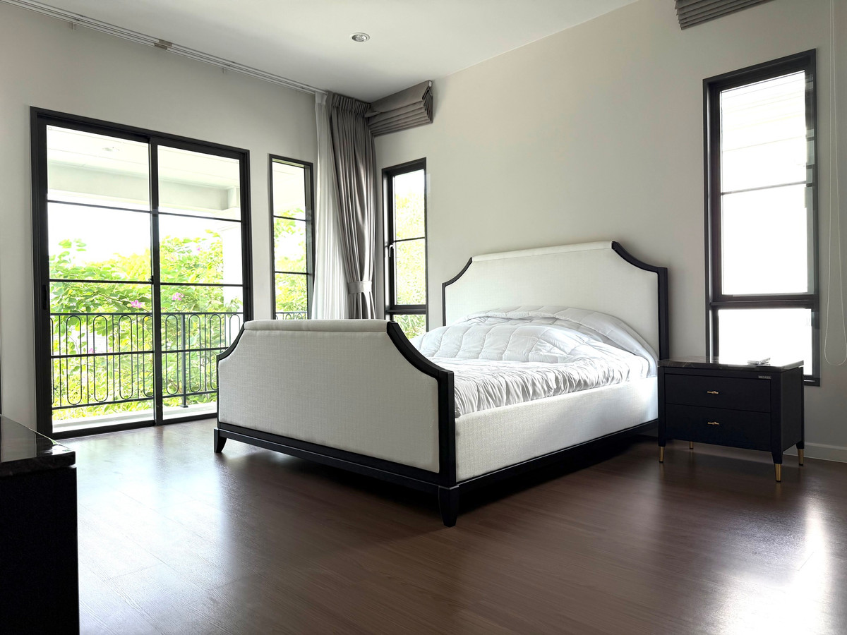 บ้านบางนา แบริ่ง ลาซาล : Setthasiri Bangna KM.10 บ้านเดี่ยว 2 ชั้น พร้อมอยู่ ทำเลบางนา ใกล้คลับเฮ้าส์ เป็นส่วนตัวสูง Please call: 062-496-6454