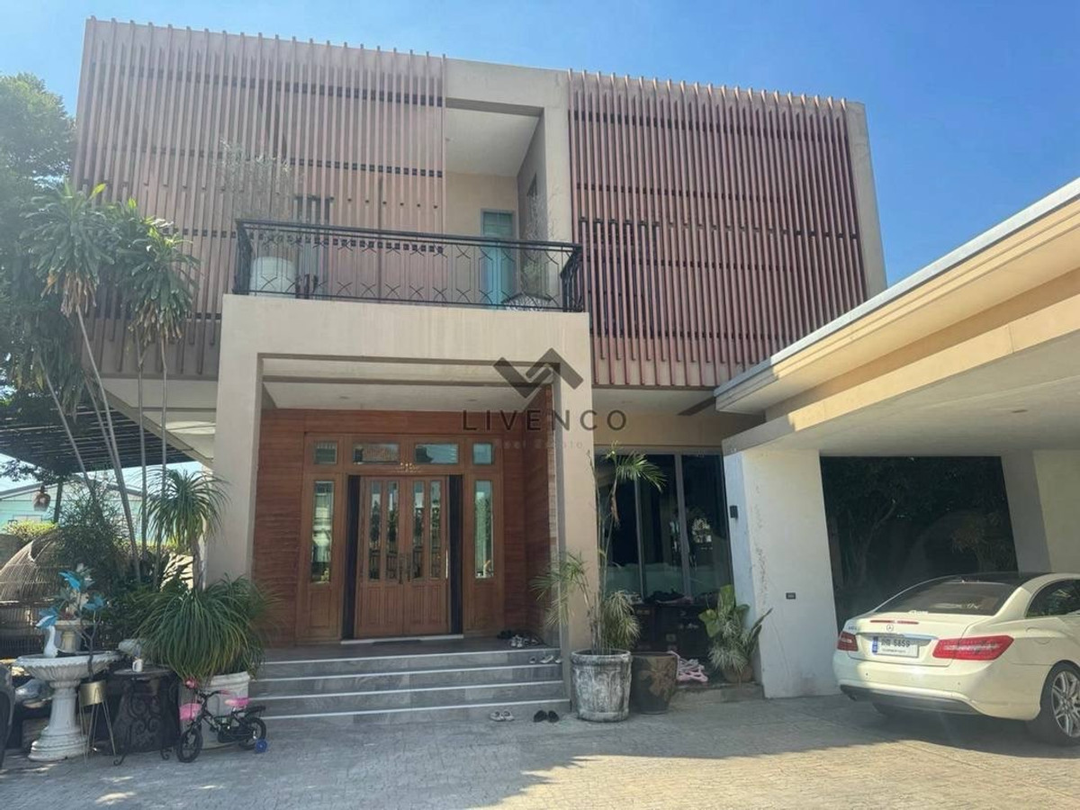 HousePinklao, Charansanitwong : ขายหรือให้เช่า พร้อมที่ดิน โซนราชพฤกษ์ (ฝั่งตรงข้ามเซนทรัลเวสวิวล์) 
Type:   
(LVC0100048)