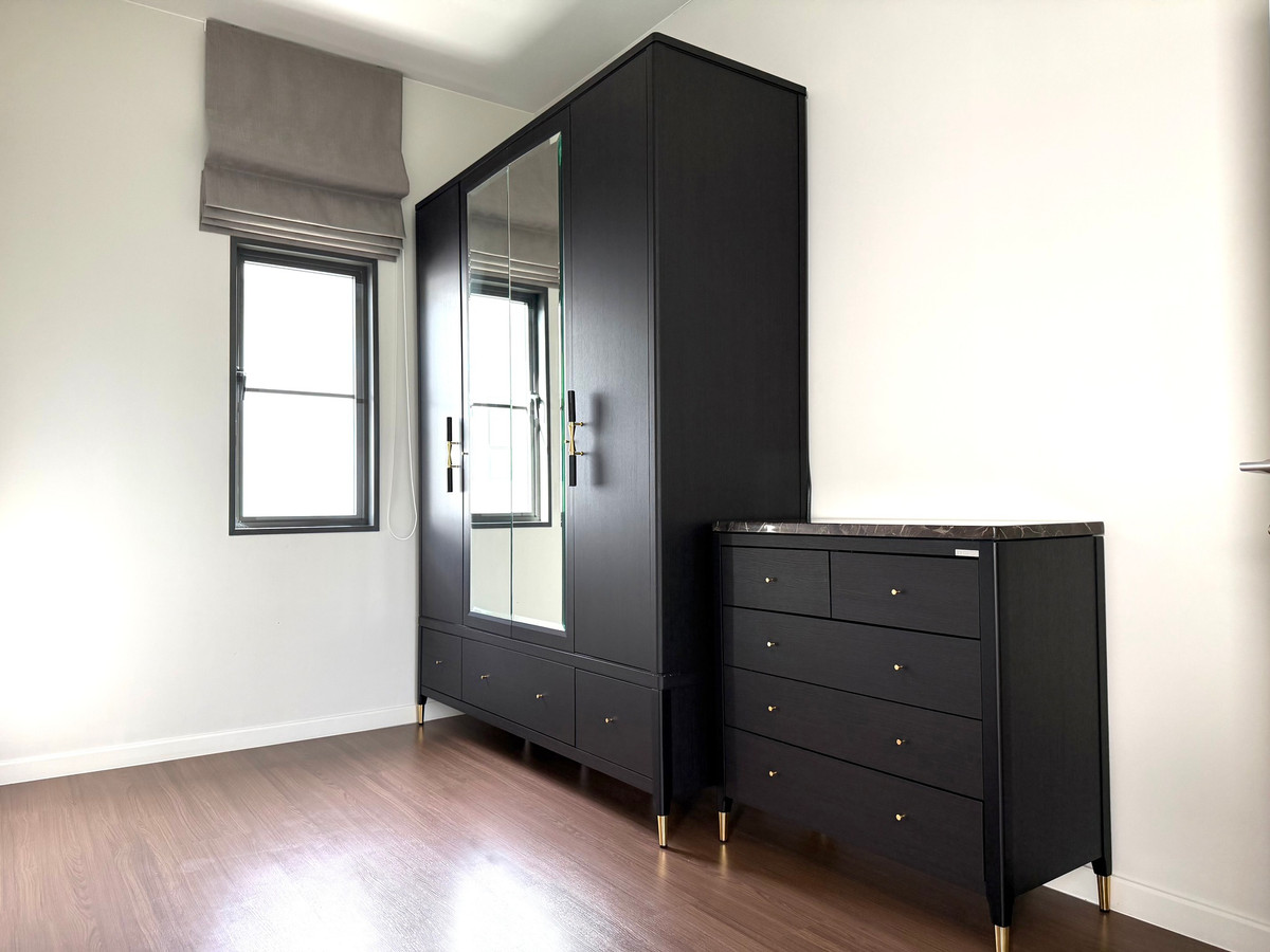 บ้านบางนา แบริ่ง ลาซาล : Setthasiri Bangna KM.10 บ้านเดี่ยว 2 ชั้น พร้อมอยู่ ทำเลบางนา ใกล้คลับเฮ้าส์ เป็นส่วนตัวสูง Please call: 062-496-6454