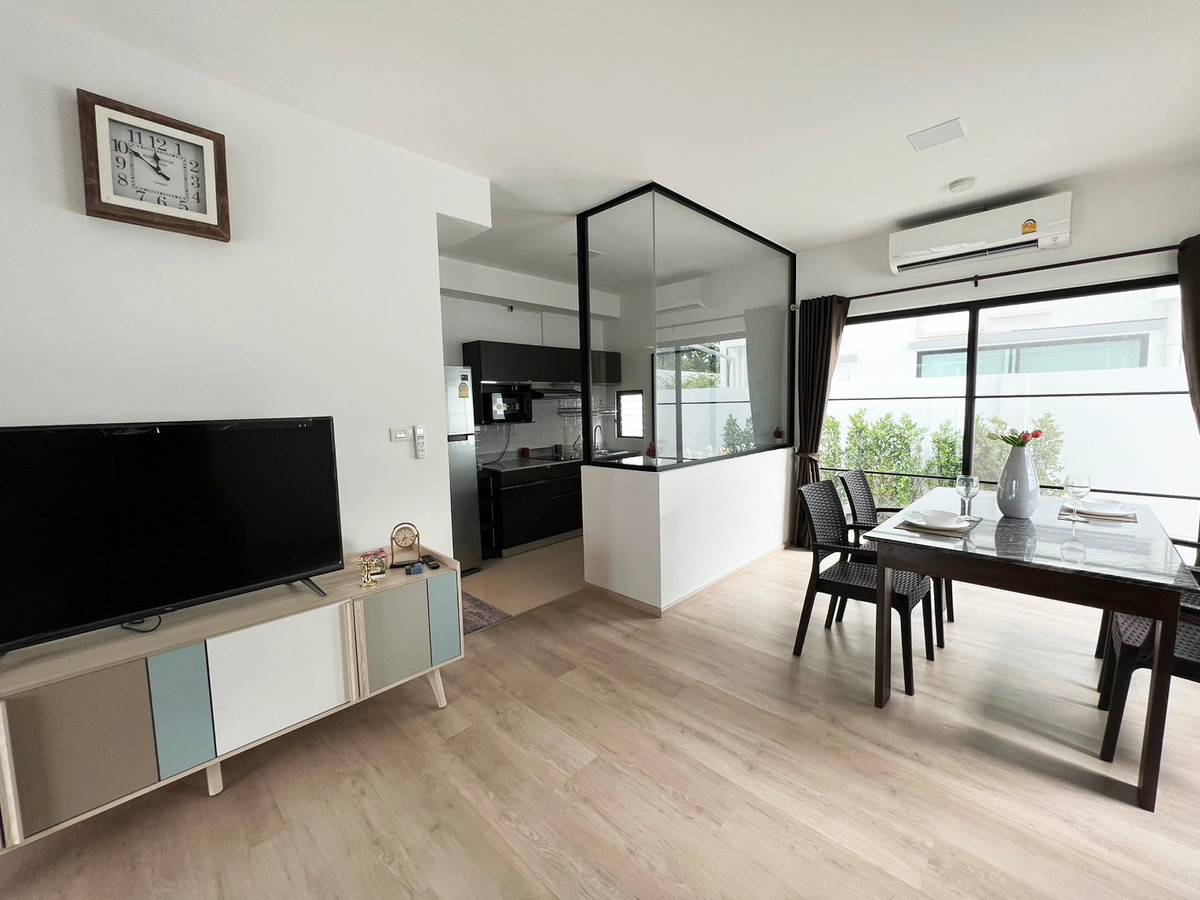 ขายทาวน์โฮมบางนา แบริ่ง ลาซาล : ทาวน์โฮมวินเทจหลังมุมสไตล์ยุโรป อินดี้ 5 บางนา กม.7 ตกแต่งพร้อมเข้าอยู่ 