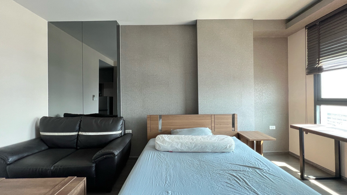 For RentCondoOnnut, Udomsuk : Ideo Sukhumvit 93, next to BTS Bang Chak, 14,000 baht Tel 095 878 5645