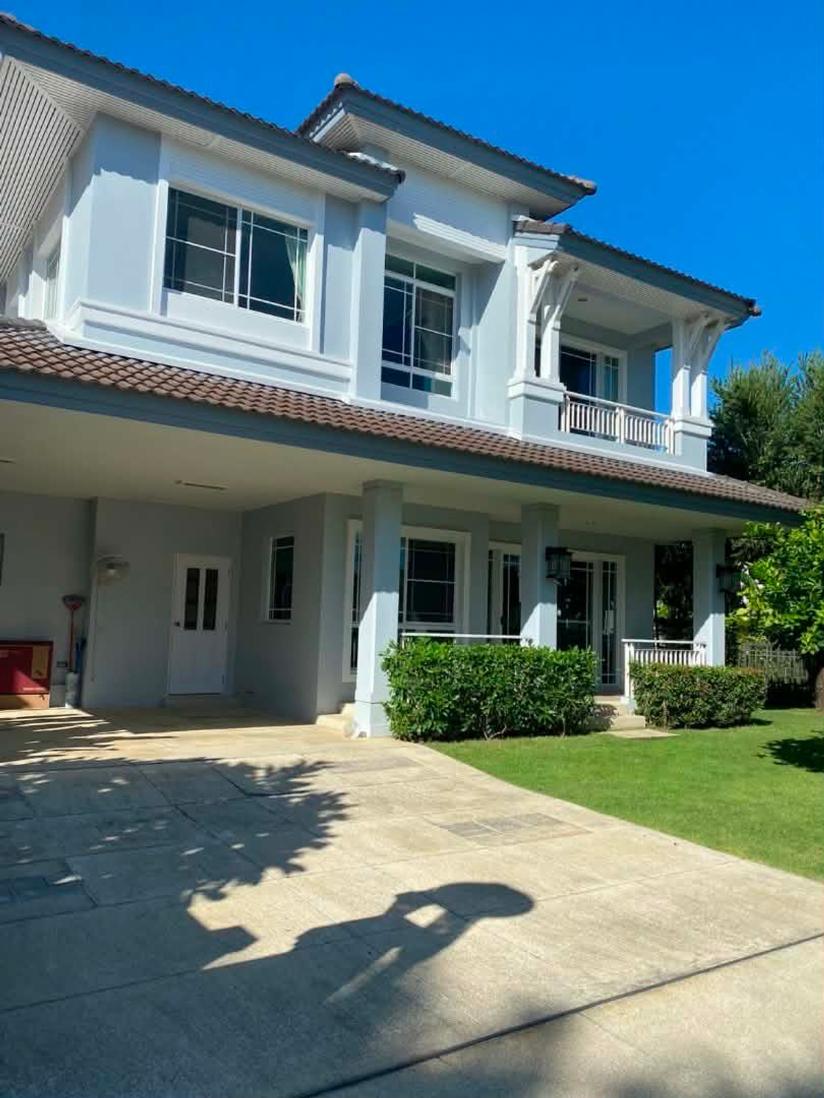 For RentHouseBang kae, Phetkasem : Move-in Ready Corner House with Garden for Rent | Nantawan Sathorn–Ratchaphruek 3 bed 3 bath