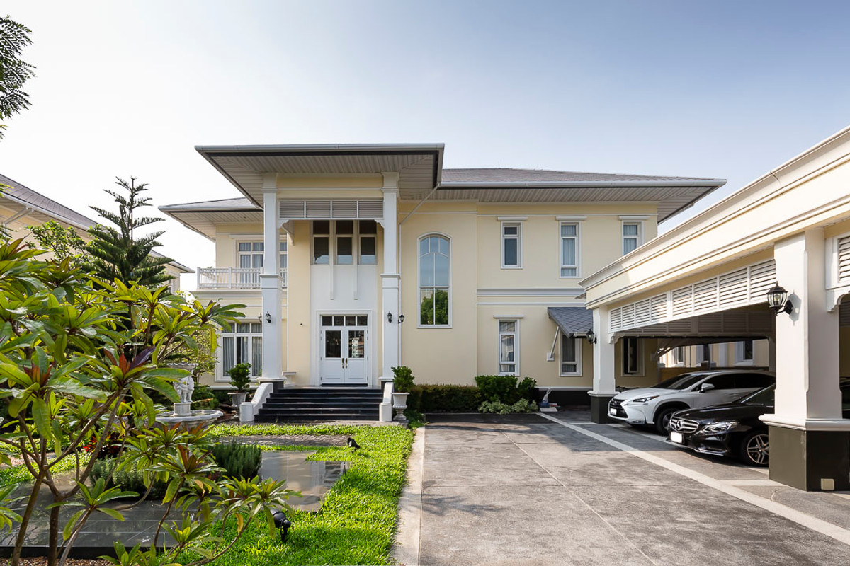 For SaleHouseKaset Nawamin,Ladplakao : The Royal Residence | Luxury mansion 196 sq m on Kaset-Nawamin Road.