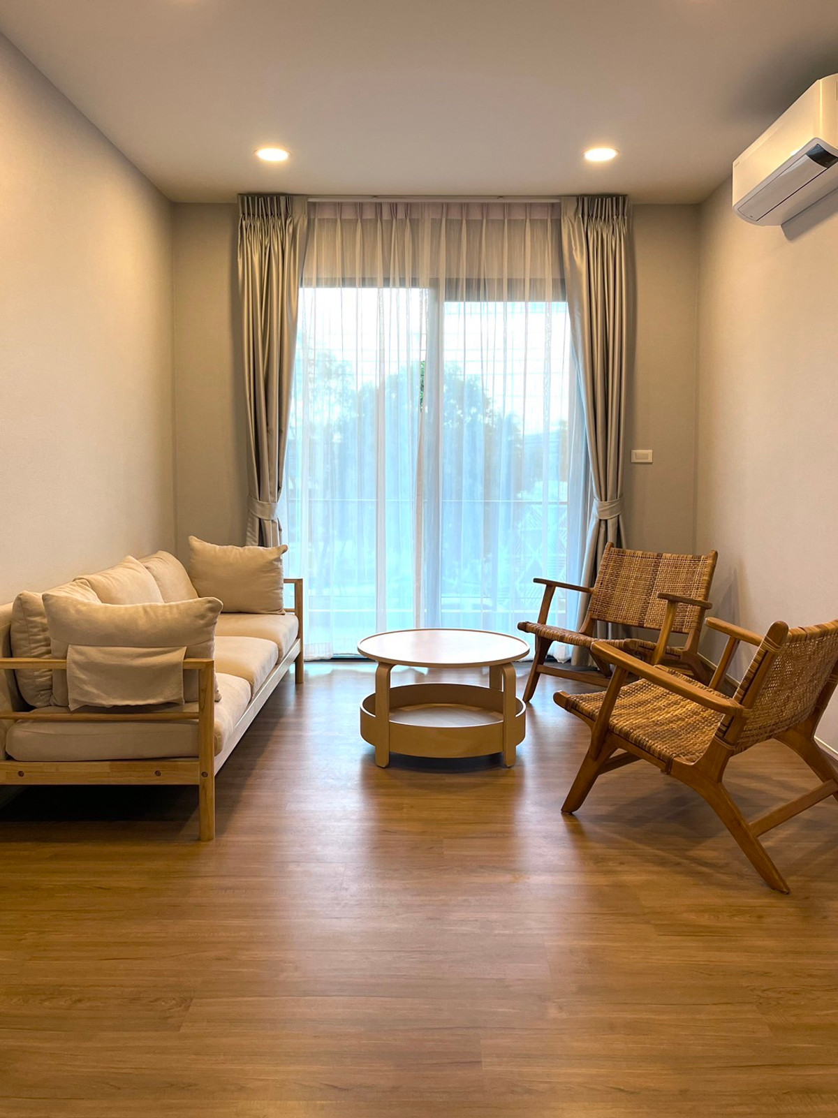 บ้านบางนา แบริ่ง ลาซาล : ขาย-ให้เช่า บ้านเดี่ยววิวสวน Centro บางนา สไตล์โมเดิร์น Type ใหญ่สุดในโครงการ 