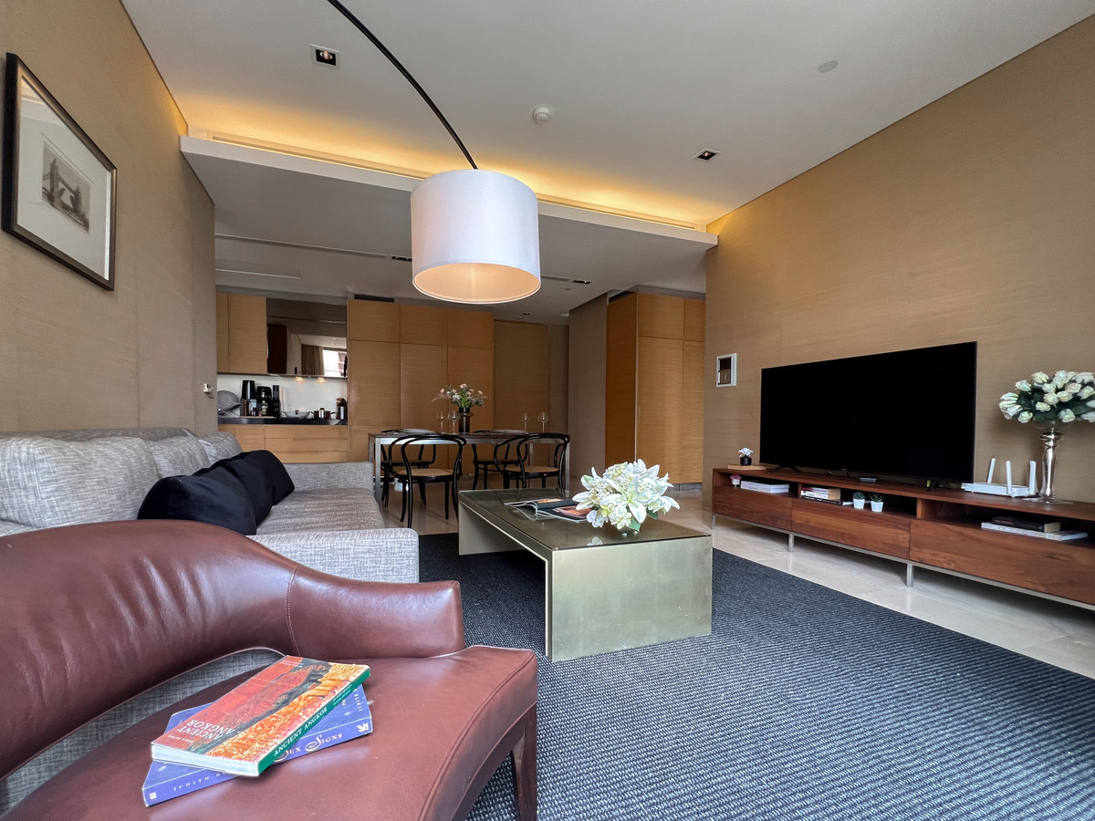 ให้เช่าคอนโดสีลม ศาลาแดง บางรัก : 🔥ให้เช่าด่วน🔥 Saladaeng-Residence Luxury คอนโด 2 ห้องนอน 2 ห้องน้ำ ใจกลางเมืองสีลม ❗