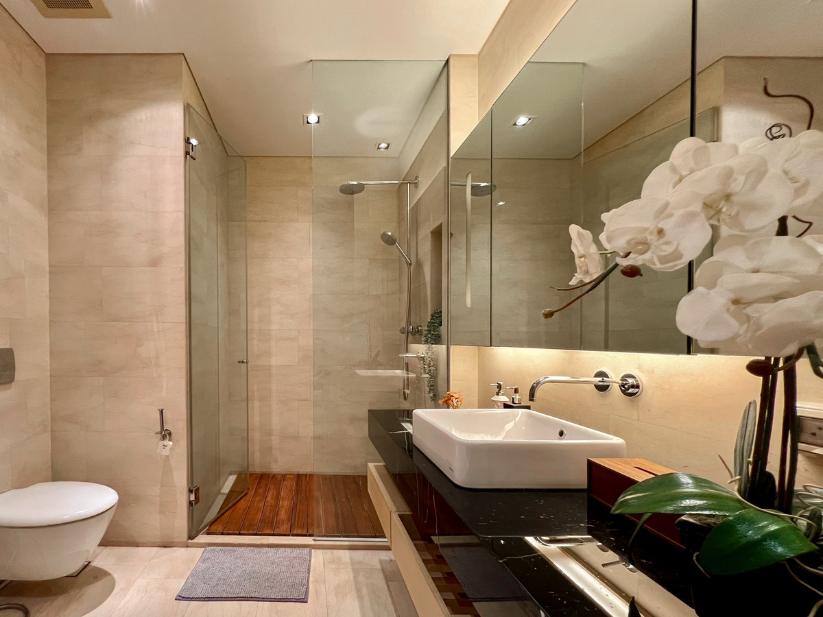 ให้เช่าคอนโดสีลม ศาลาแดง บางรัก : 🔥ให้เช่าด่วน🔥 Saladaeng-Residence Luxury คอนโด 2 ห้องนอน 2 ห้องน้ำ ใจกลางเมืองสีลม ❗