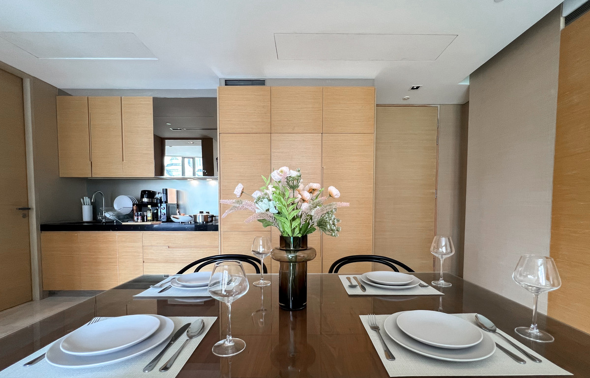 ให้เช่าคอนโดสีลม ศาลาแดง บางรัก : 🔥ให้เช่าด่วน🔥 Saladaeng-Residence Luxury คอนโด 2 ห้องนอน 2 ห้องน้ำ ใจกลางเมืองสีลม ❗