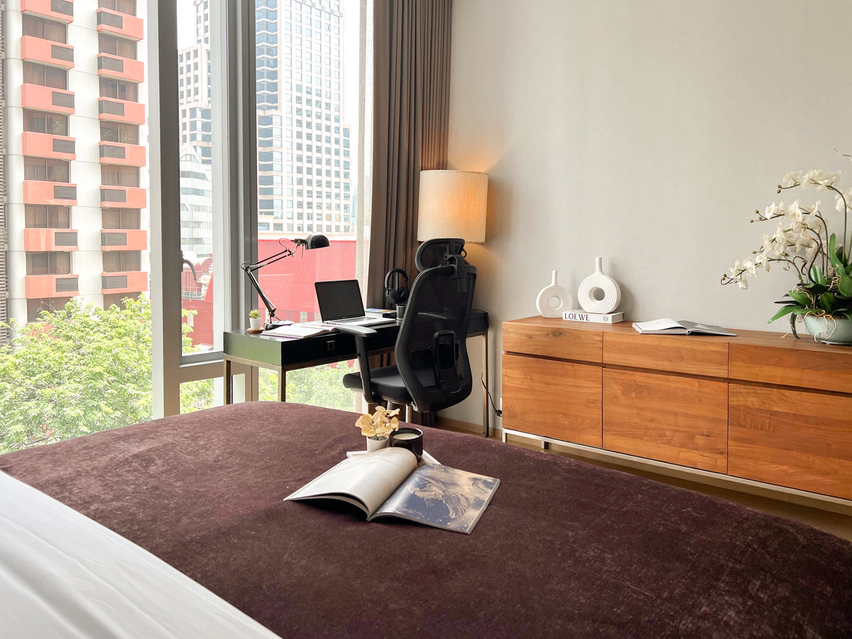 ให้เช่าคอนโดสีลม ศาลาแดง บางรัก : 🔥ให้เช่าด่วน🔥 Saladaeng-Residence Luxury คอนโด 2 ห้องนอน 2 ห้องน้ำ ใจกลางเมืองสีลม ❗