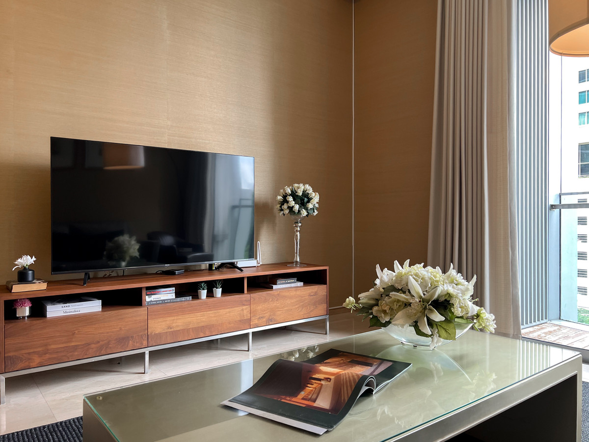 ให้เช่าคอนโดสีลม ศาลาแดง บางรัก : 🔥ให้เช่าด่วน🔥 Saladaeng-Residence Luxury คอนโด 2 ห้องนอน 2 ห้องน้ำ ใจกลางเมืองสีลม ❗