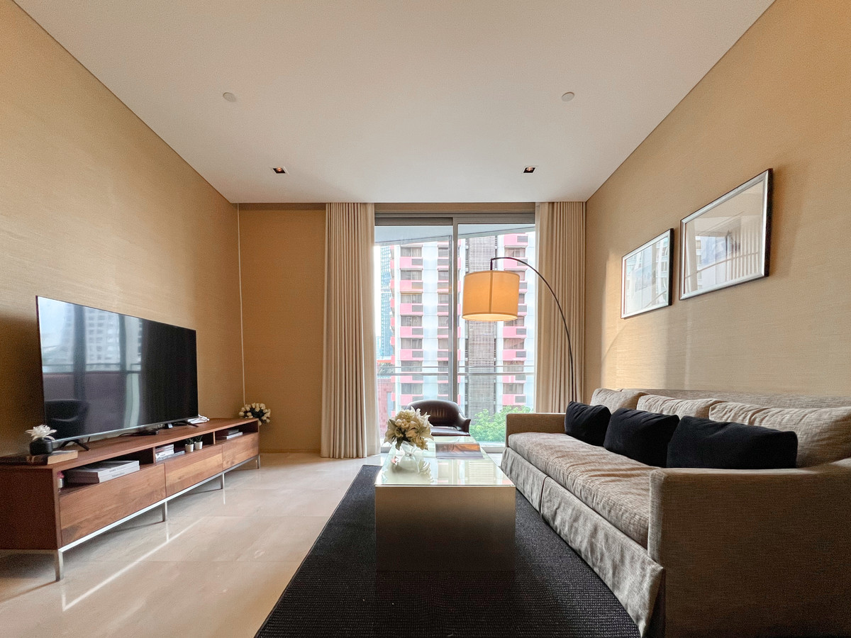 ให้เช่าคอนโดสีลม ศาลาแดง บางรัก : 🔥ให้เช่าด่วน🔥 Saladaeng-Residence Luxury คอนโด 2 ห้องนอน 2 ห้องน้ำ ใจกลางเมืองสีลม ❗