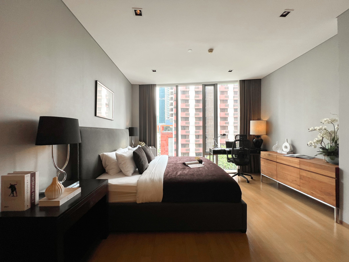 ให้เช่าคอนโดสีลม ศาลาแดง บางรัก : 🔥ให้เช่าด่วน🔥 Saladaeng-Residence Luxury คอนโด 2 ห้องนอน 2 ห้องน้ำ ใจกลางเมืองสีลม ❗