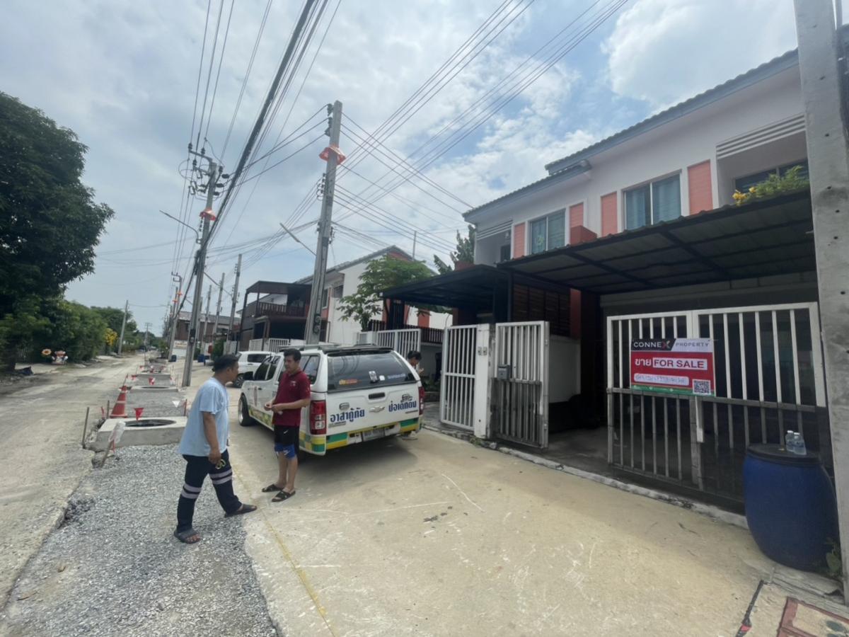 ขายทาวน์โฮมพัทยา บางแสน ชลบุรี สัตหีบ : ขายทาวน์เฮ้าส์/ทาวน์โฮม  ลาปาตีย์ @ อมตะ หน้ากว้าง หนองไม้แดง เมืองชลบุรี ชลบุรี CX-139917