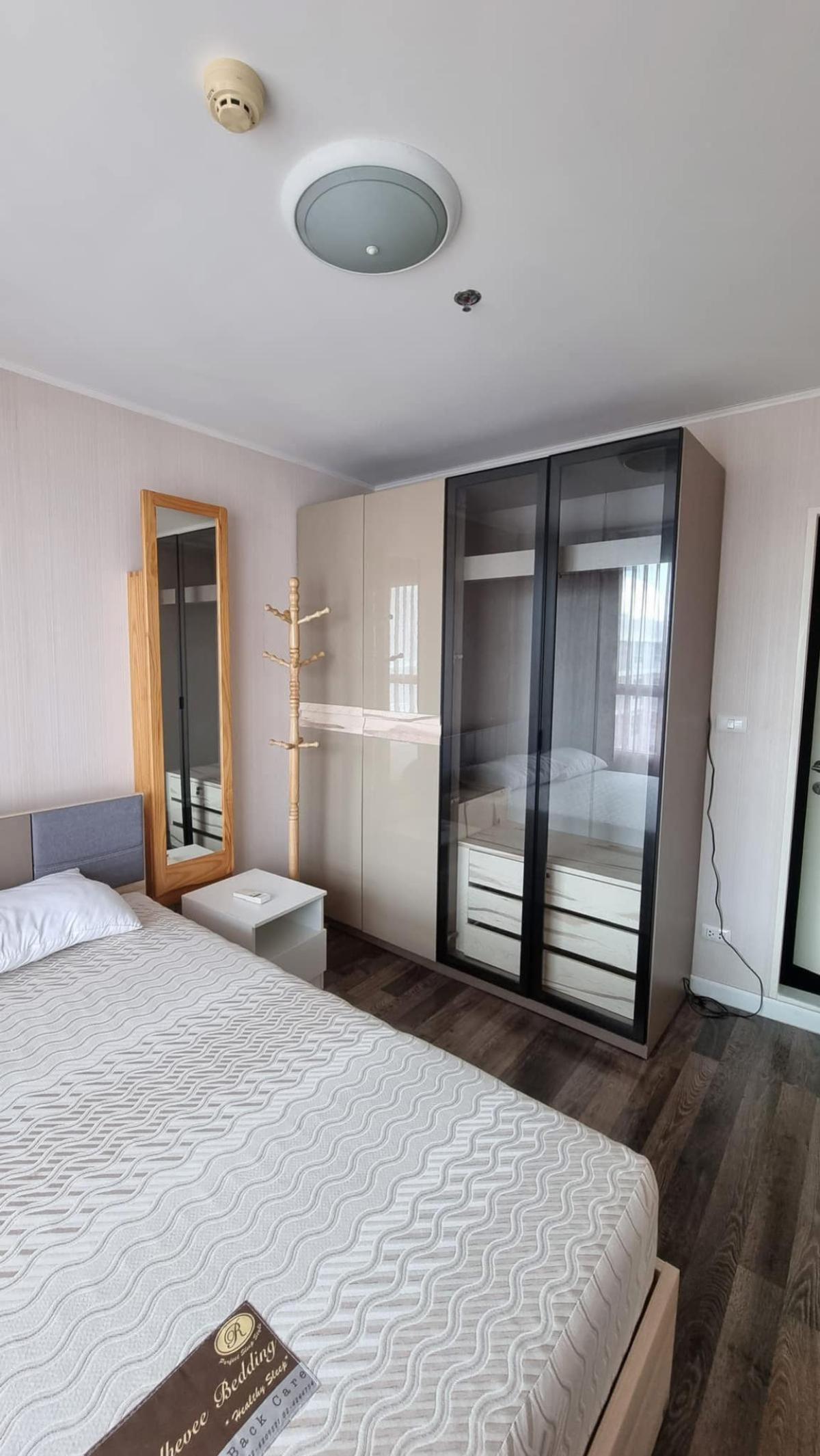 For SaleCondoWongwianyai, Charoennakor : For Sale Condo , DBura Prannok , MRT-Fai Chai , Ban Chang Lo , Bangkok Noi , Bangkok , CX-116169