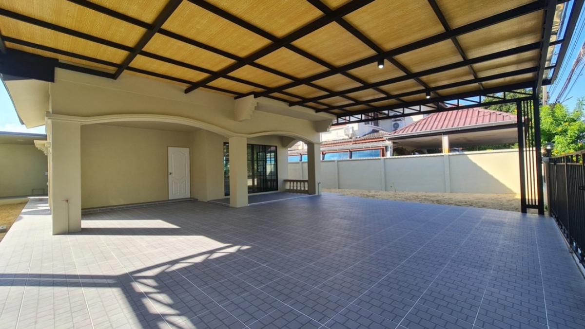 ขายบ้านนวมินทร์ รามอินทรา : ขายบ้าน  เค.ซี. รามอินทรา 5 สามวาตะวันตก เขต คลองสามวา กรุงเทพ CX-142907