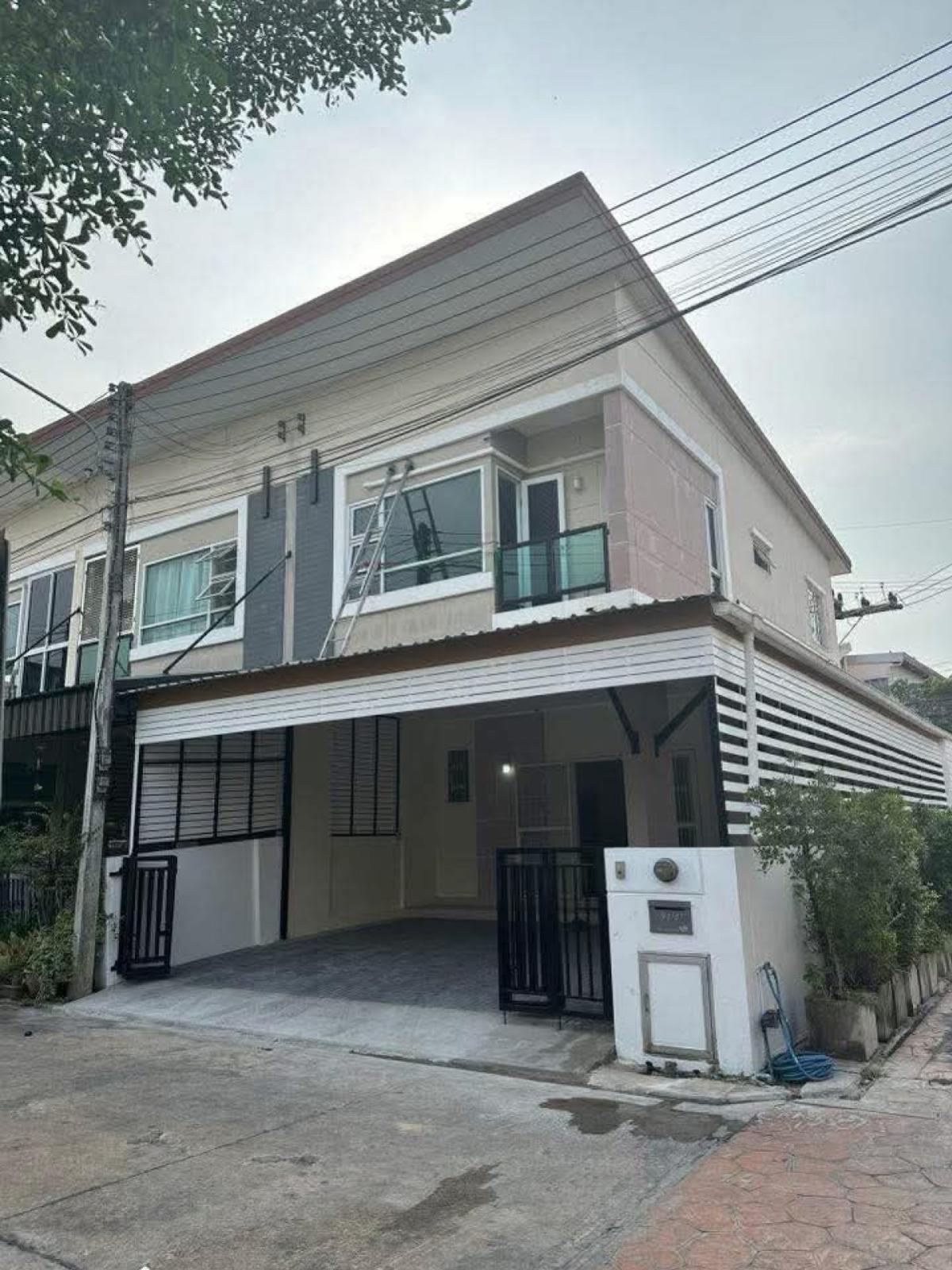 ขายทาวน์โฮมพุทธมณฑล ศาลายา : ขายทาวน์เฮ้าส์/ทาวน์โฮม  เดอะ กรีนเนอร์รี่ 7 ปิ่นเกล้า - พุทธมณฑล ห้องมุม กระทุ่มล้ม สามพราน นครปฐม CX-142951