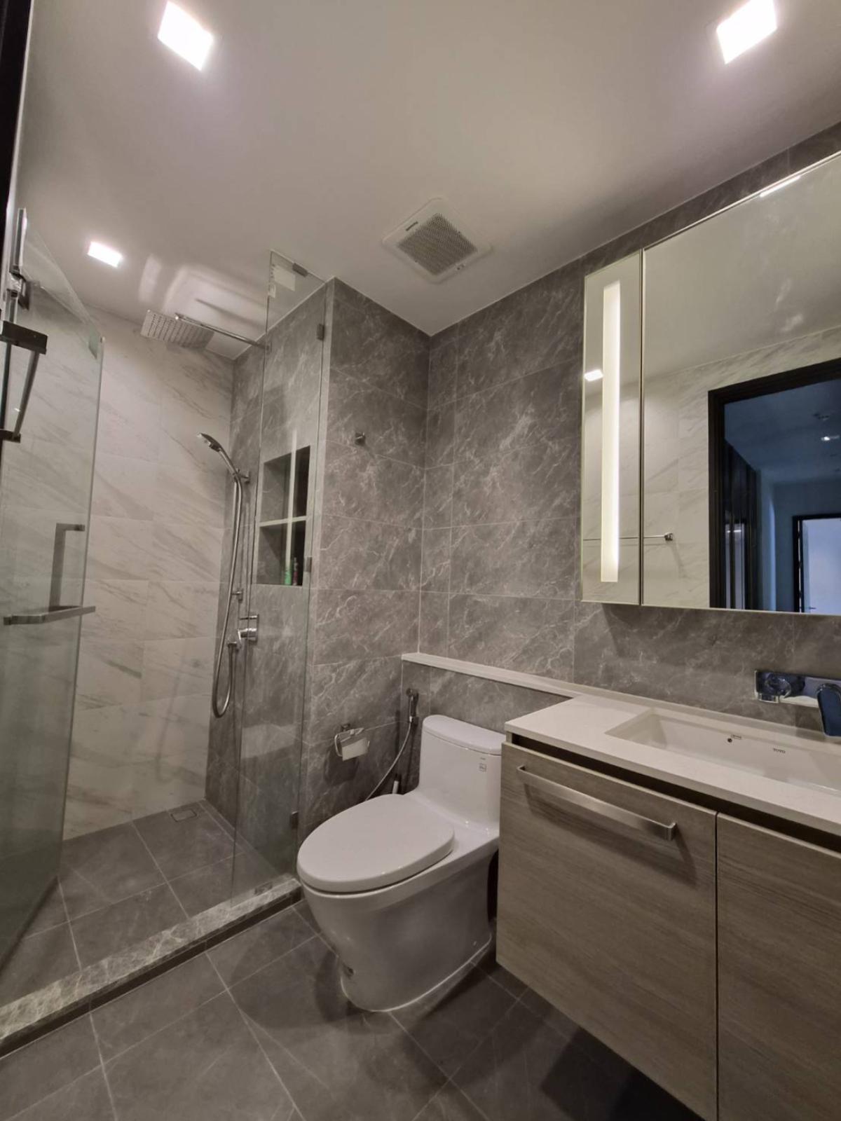 For SaleCondoLadprao, Central Ladprao : For Sale Condo , The Crest Park Residences , high floor , MRT-Phahon Yothin , Chomphon , Chatuchak , Bangkok , CX-142870