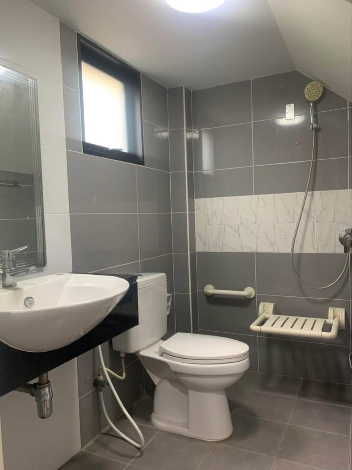 ขายบ้านนครปฐม : ขายบ้าน  บ้านฟ้ากรีนเนอรี่ ทิวา ปิ่นเกล้า-สาย 5 ห้องมุม หน้ากว้าง บางกระทึก สามพราน นครปฐม CX-142751