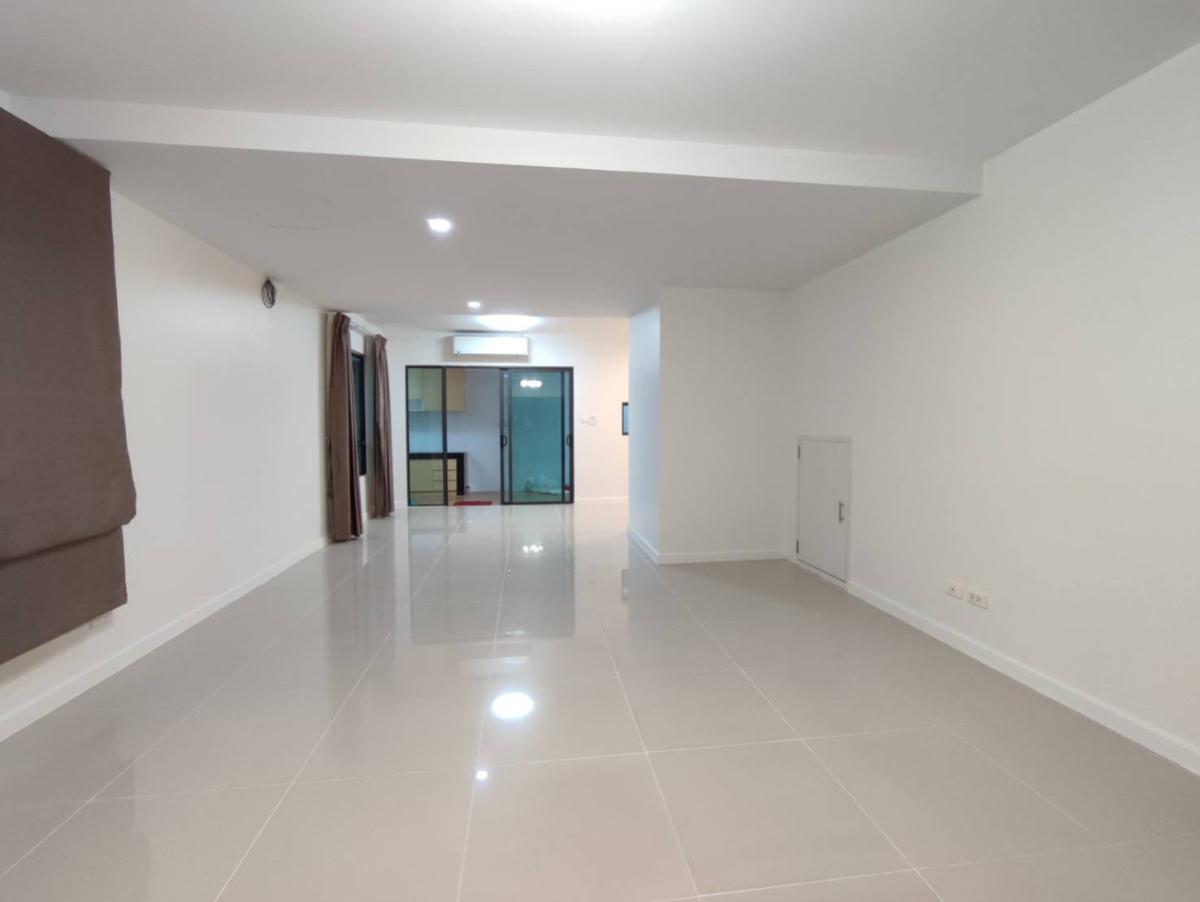 For SaleTownhomeEakachai, Bang Bon : For Sale Townhouse/Townhome  , Pruksa Ville 68 Rama 2 , corner unit , newly renovated , Bang Mot , Chom Thong , Bangkok , CX-142790