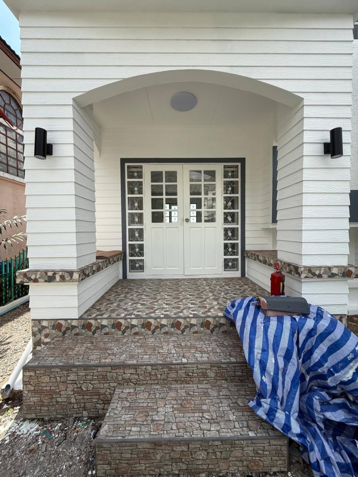 ขายบ้านเอกชัย บางบอน : ขายบ้าน  วรารมย์ เพชรเกษม 81 บางบอน เขต บางบอน กรุงเทพ CX-141818