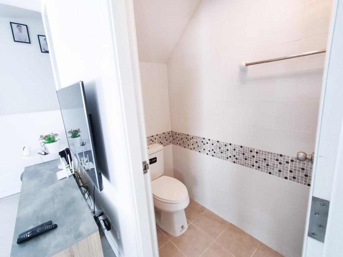 For SaleTownhomePathum Thani,Rangsit, Thammasat : For Sale Townhouse/Townhome  , Delight de Loft Donmeung - Rangsit , wide frontage , Lak Hok , Mueang Pathum Thani , Pathum Thani , CX-142603